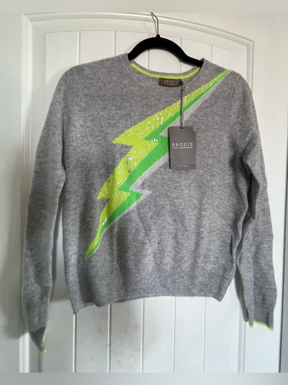 BRODIE FINE CASHMERE SWEATER